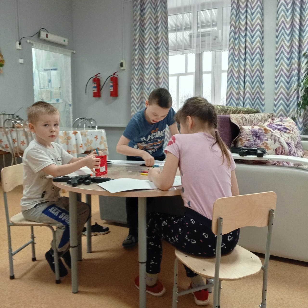 МЫ ЛЮБИМ ЗАНИМАТЬСЯ АППЛИКАЦИЕЙ