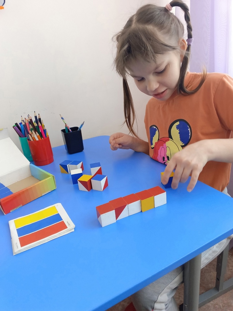 РАЗВИВАЕМСЯ, ИГРАЯ!